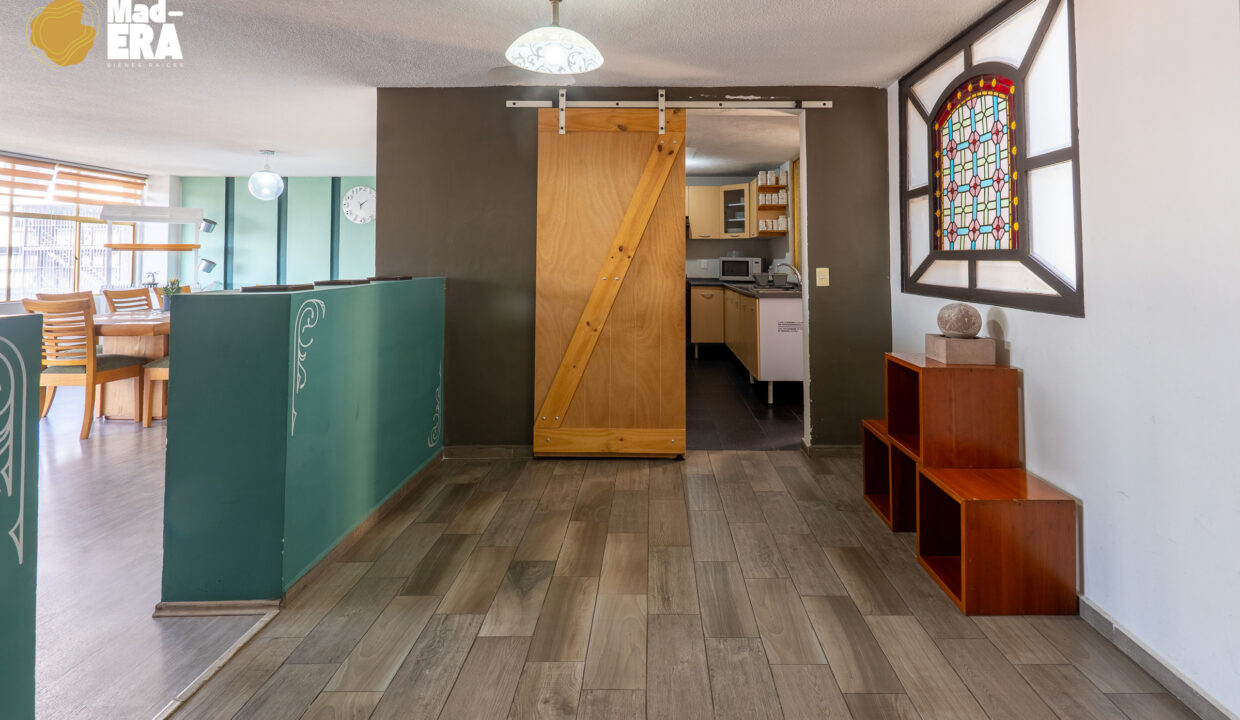 Varsovia_22_Web_Watermark-13