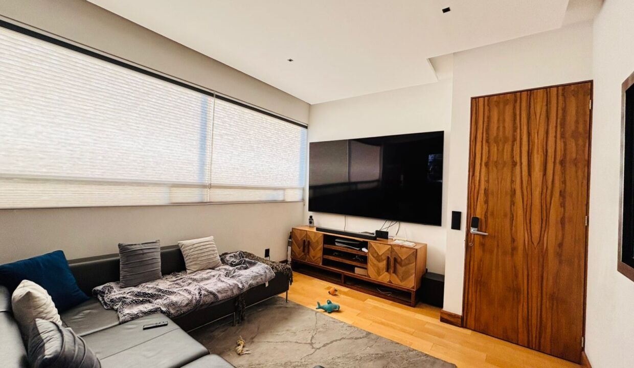 WhatsApp Image 2026-02-19 at 21.59.44 (4)